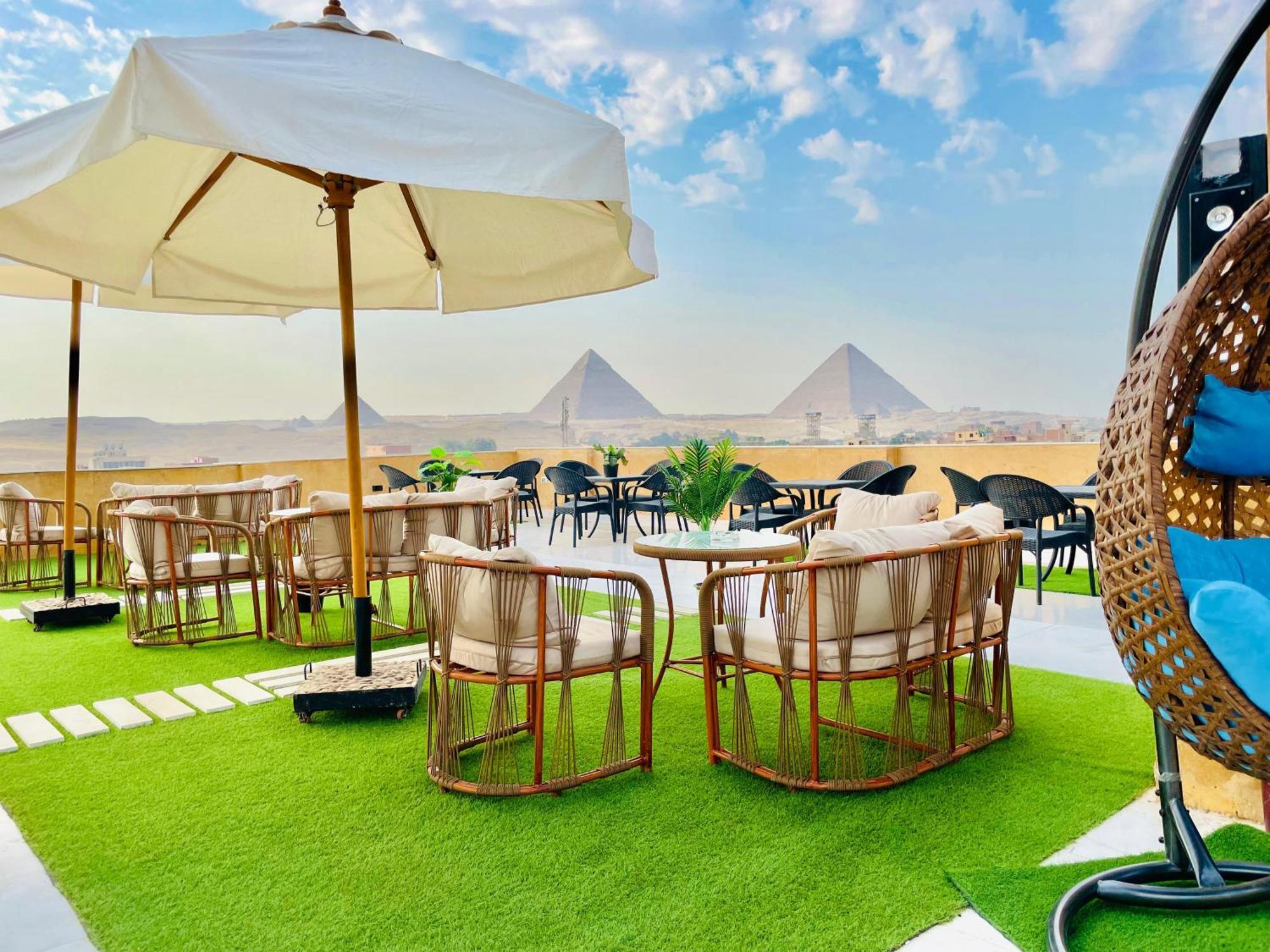 Palm Pyramids View Hotel Kafrat al Jabal Exterior foto