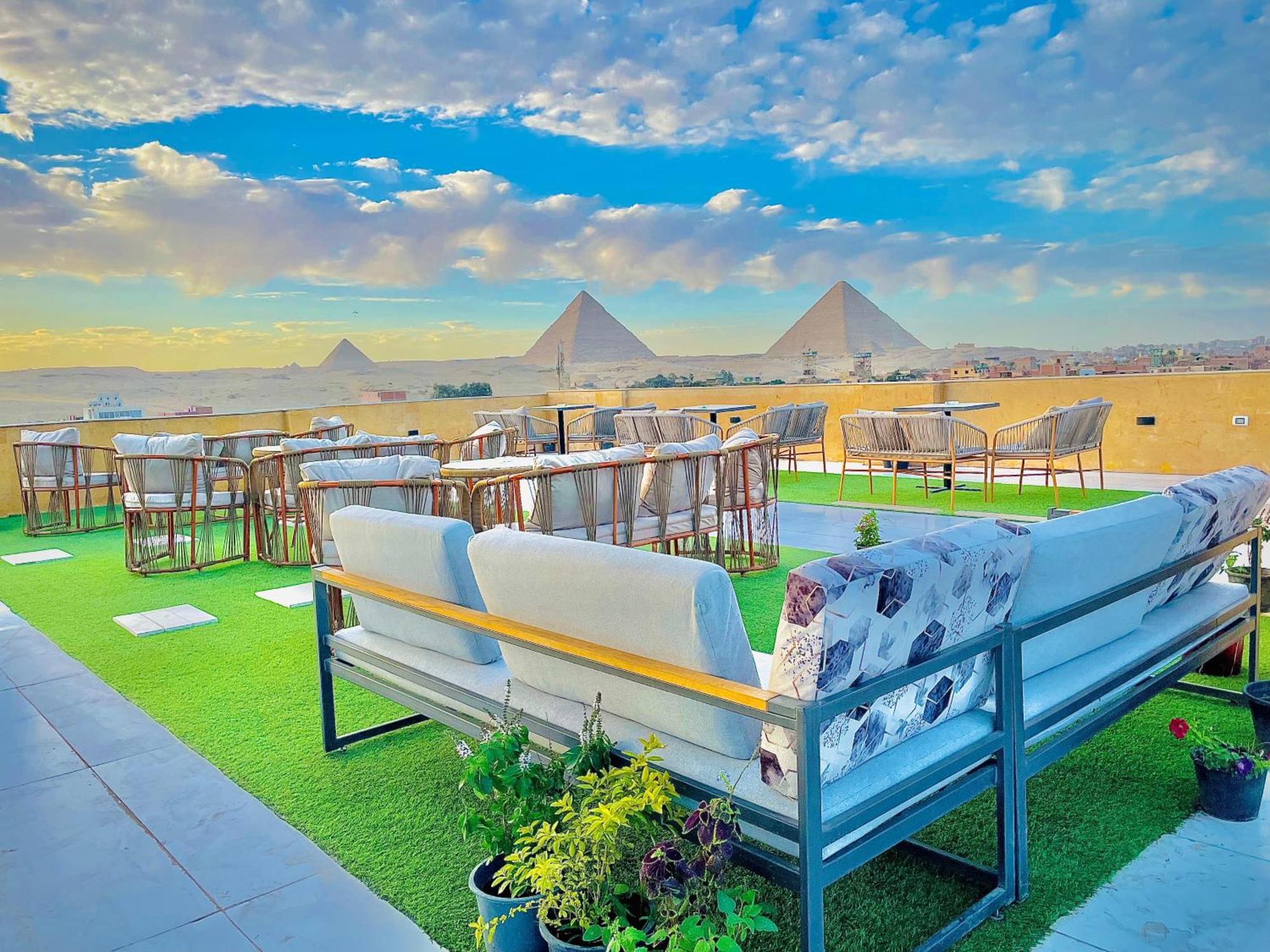 Palm Pyramids View Hotel Kafrat al Jabal Exterior foto