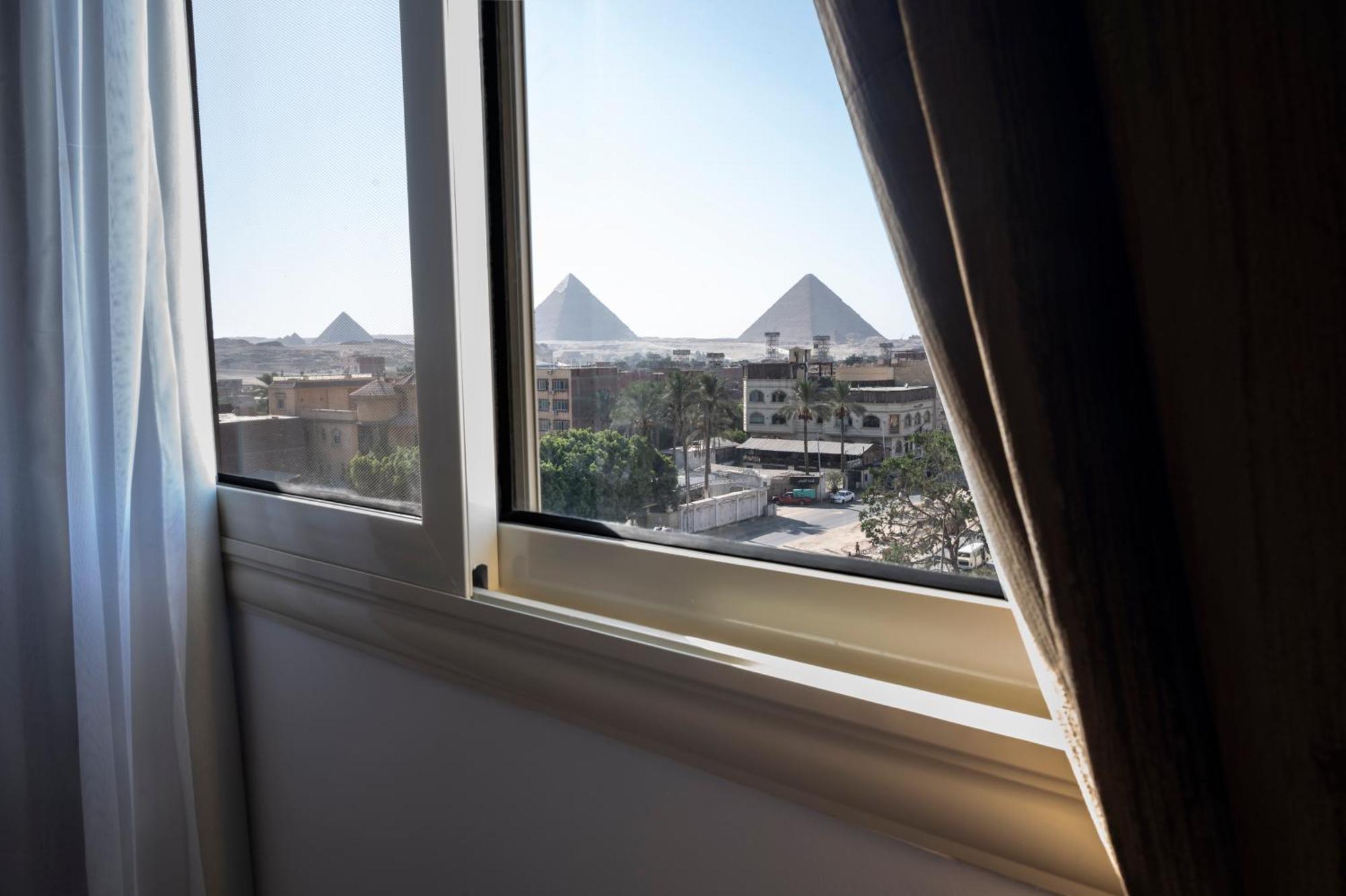Palm Pyramids View Hotel Kafrat al Jabal Quarto foto